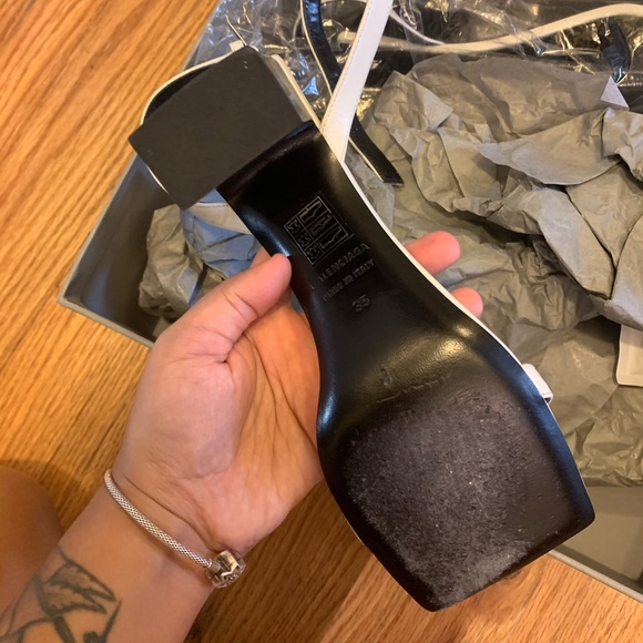 Balenciaga mid sandals size 35 - Picture 3 of 4